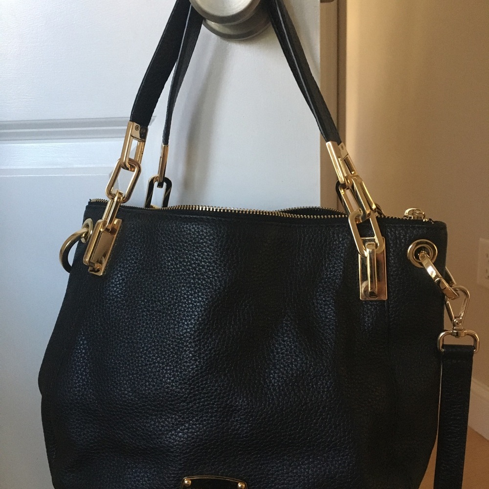 Crossbody - Picture 3 of 12